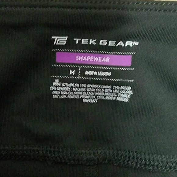 Tek Gear workout capri pants - Picture 3 of 3